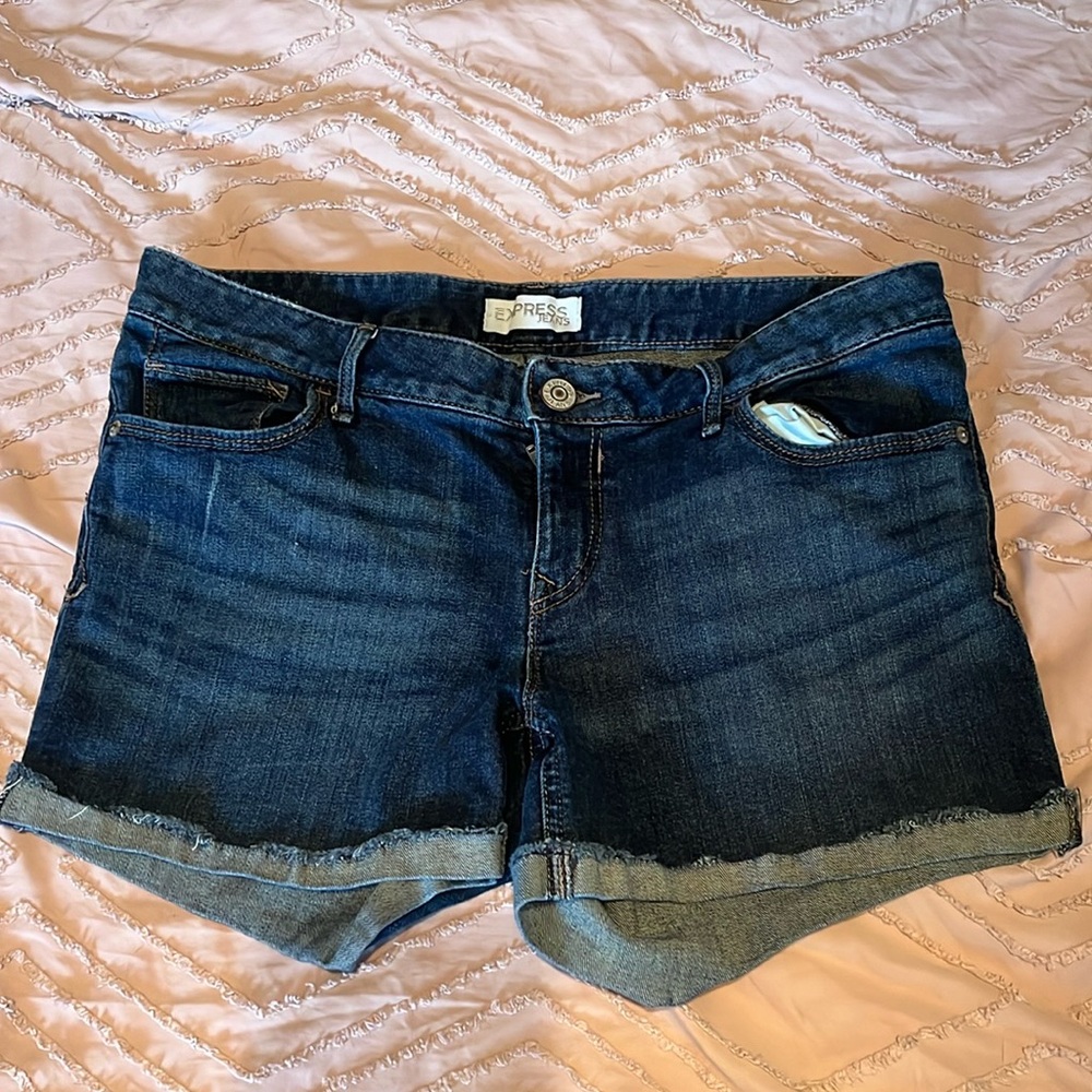 Express denim short